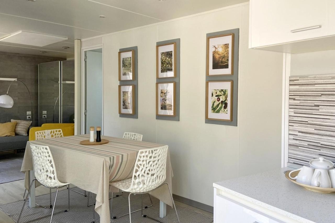 Kompleks wypoczynkowy Boutique Mobile Homes Ulikarovinj (adults Only) 4*