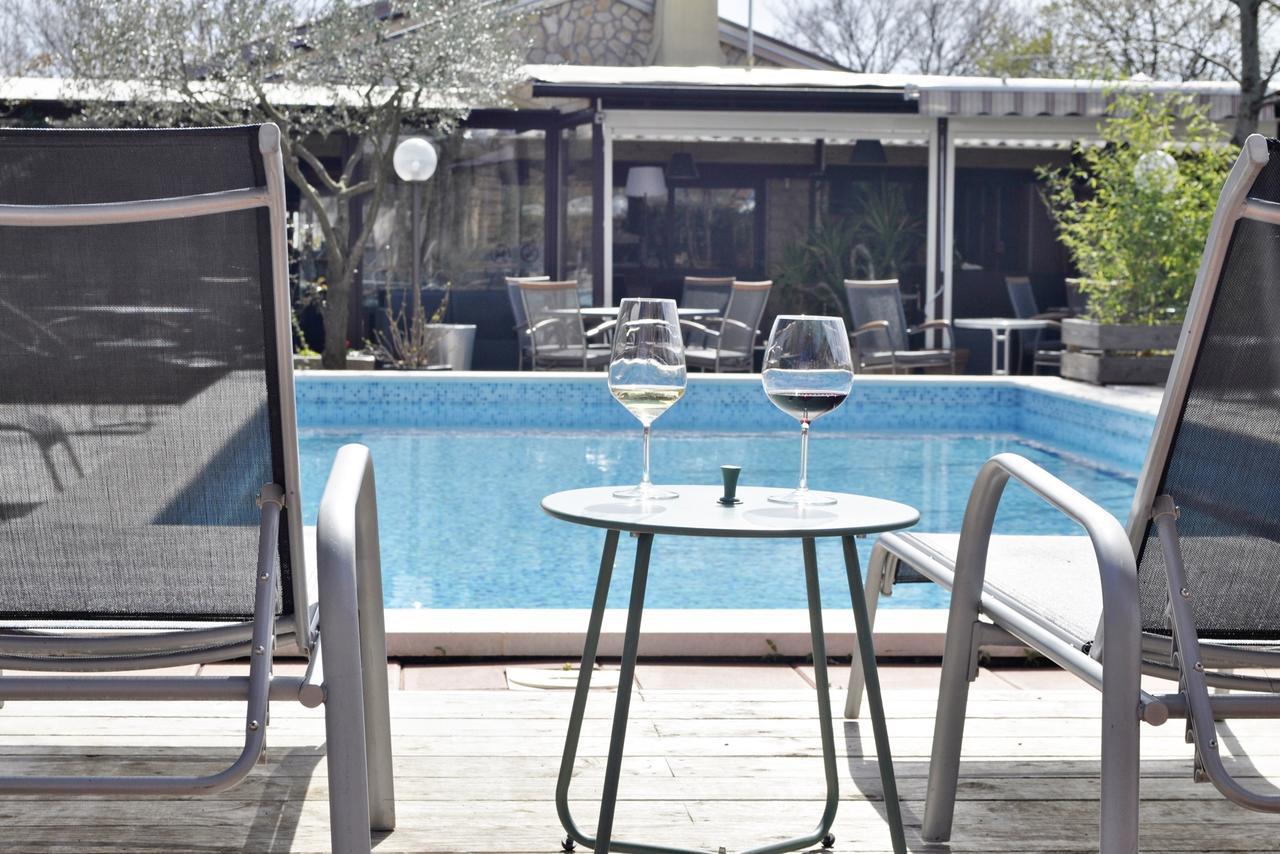 Boutique Mobile Homes Ulikarovinj (adults Only) Kompleks wypoczynkowy