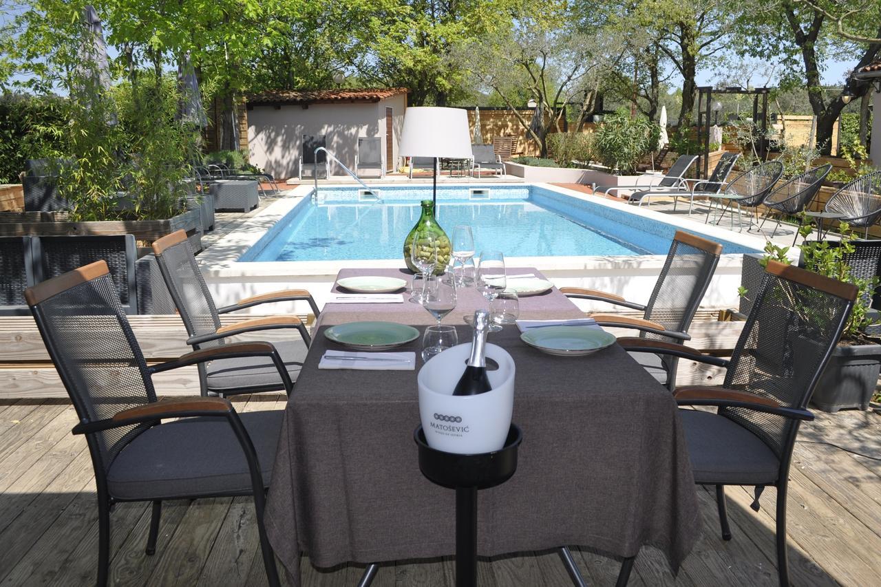 Boutique Mobile Homes Ulikarovinj 4*